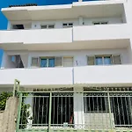 Blendi Holiday home Golem (Tirana)