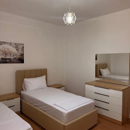 Blendi Σπίτι διακοπών Golem (Tirana)
