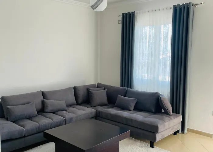 Holiday home Blendi Golem (Tirana)